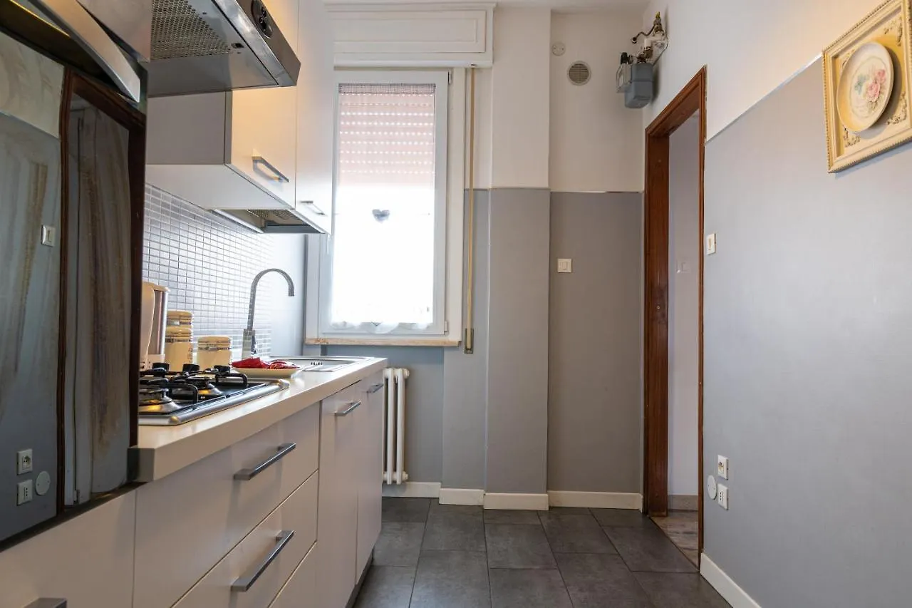 Gold Attic Apartment Ferrara