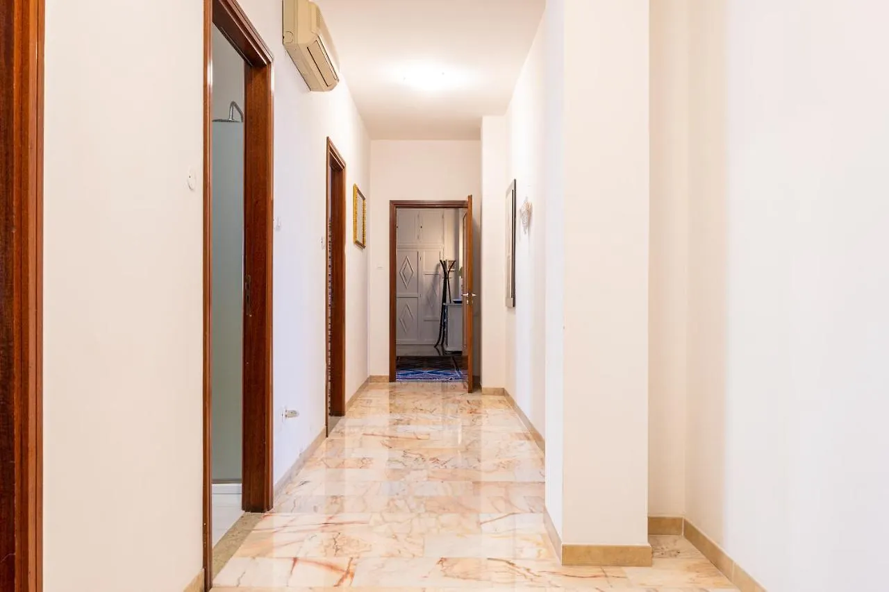Gold Attic Apartment Ferrara