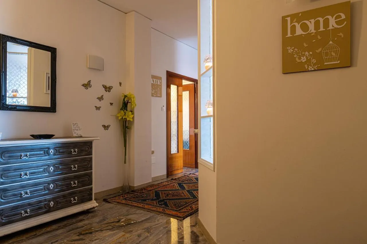 Gold Attic Apartment Ferrara