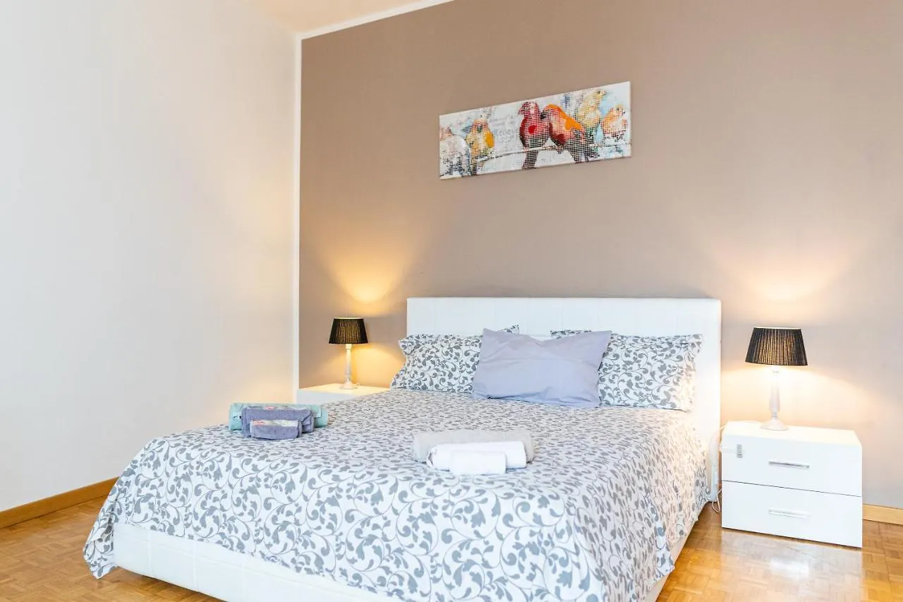 Gold Attic Apartment Ferrara Italy