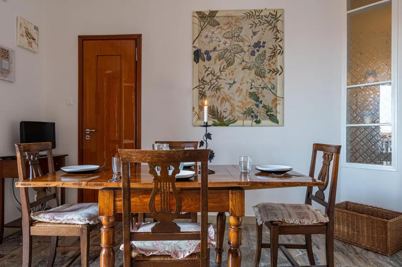 Gold Attic Apartment Ferrara